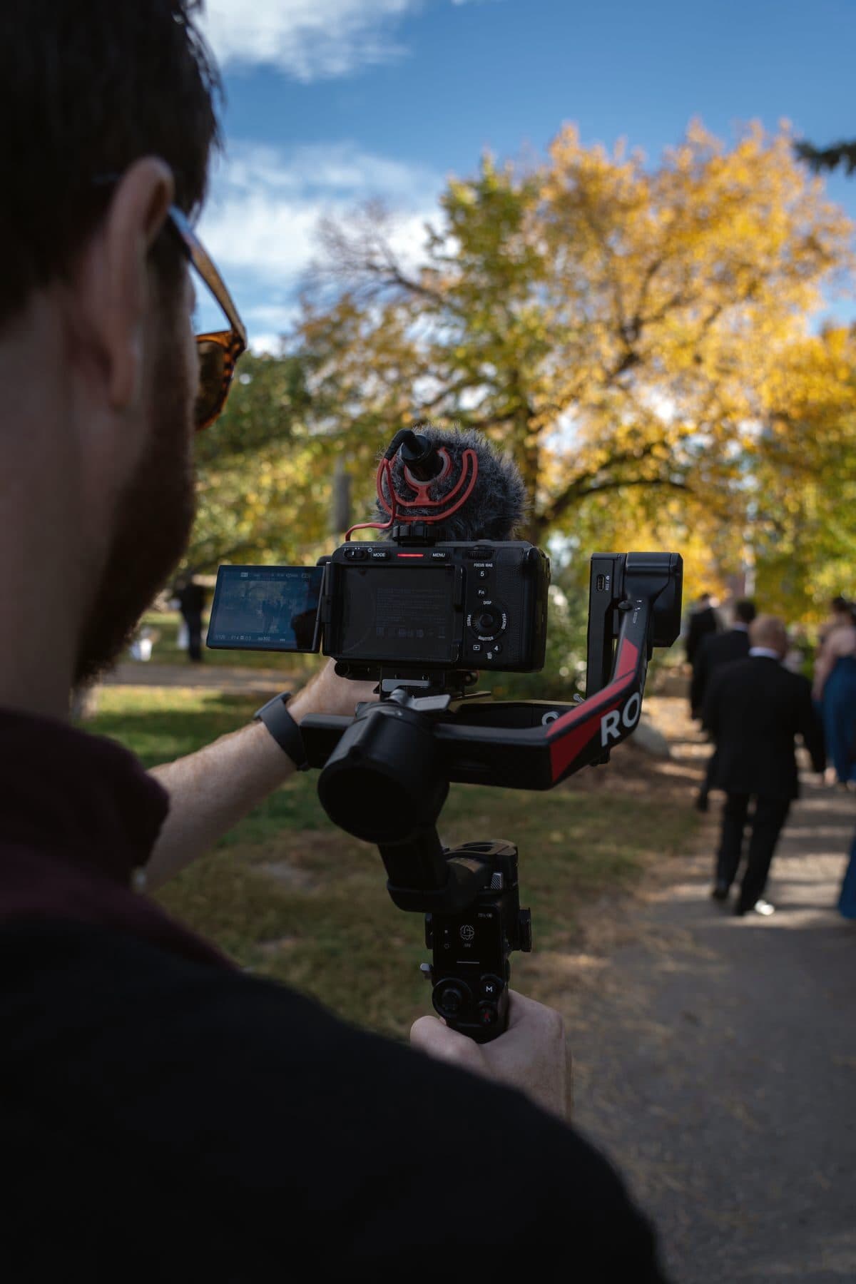 Svatební video: vyplatí se kameraman?