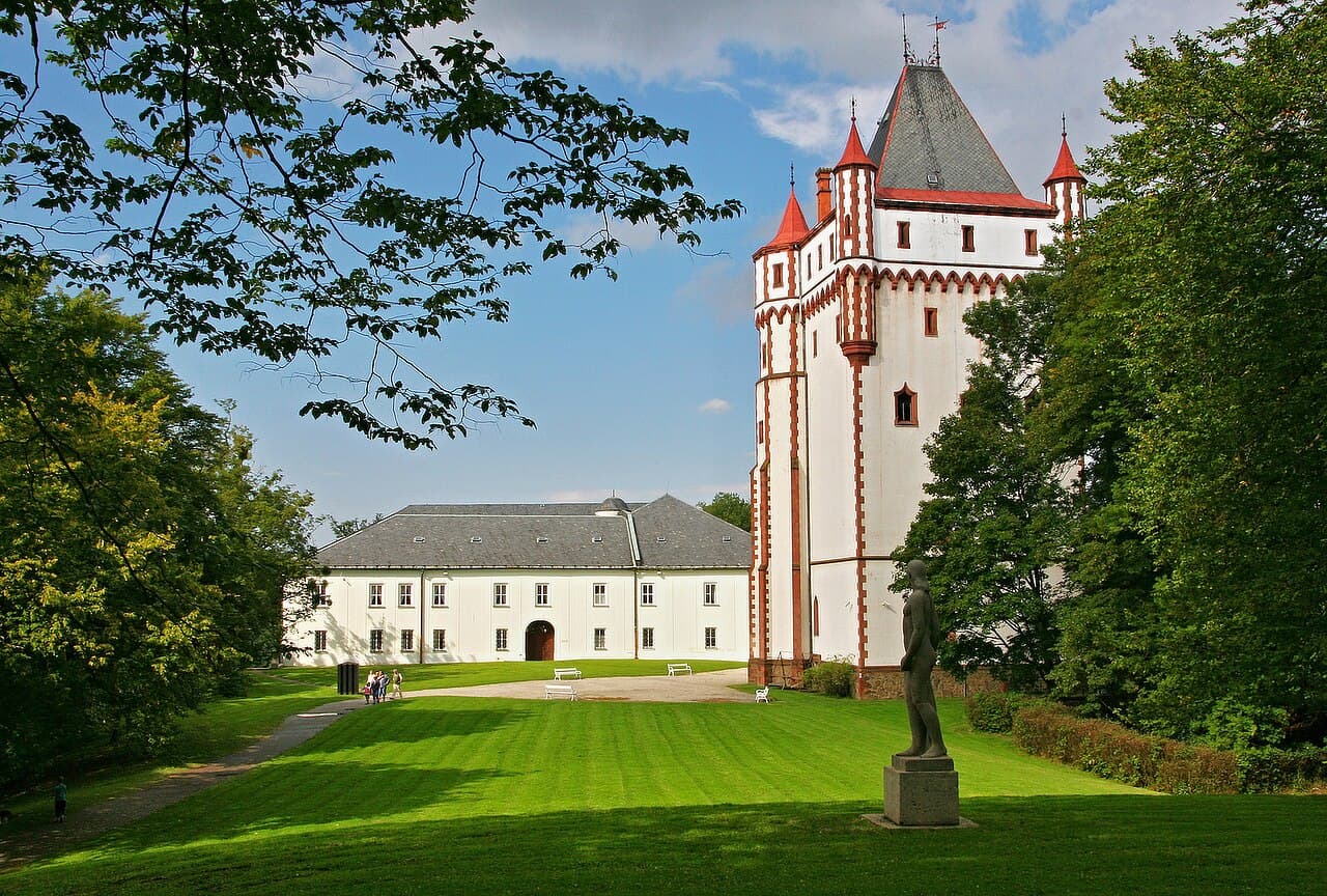 Zámek Hradec nad Moravicí